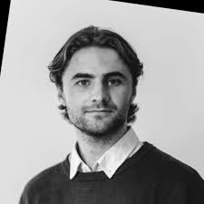 After taking a year off to travel and enjoy an incredible OE, I'm thrilled  to be back at Bayleys Real Estate doing what I love. Last week, I sold two  fantastic properties