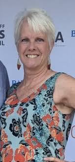 Marisa Bowen's Instagram, Twitter & Facebook