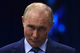 Man angry after valet catching garage worker urinating