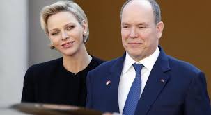 See more ideas about princess charlene, charlene of monaco, monaco royal family. Charlene Di Monaco Inaugura Una Scuola Antisismica A Teramo