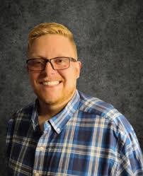 Eric Cushing's Instagram, Twitter & Facebook