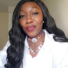 Yess!😍 The Bailey sisters did not come to play.👏🏾 Both Chlöe and Halle  Bailey were captured devouring the runway at the 2024 Fashion Awards.  (📸:@gettyimages)(SWIPE) ✍🏾: #TSRStaffJR