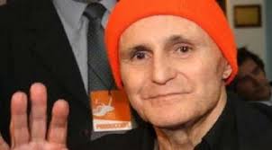 Fallece el cantante y cineasta Leonardo Fabio