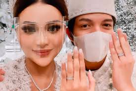 Aurel hermansyah anak sopan ,ramah dan baik hati. Aurel Hermansyah Admits That It Is Still Uncomfortable To Sleep In A Room With Atta Halilintar This Is The Reason