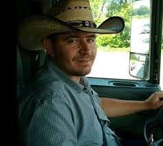 Brandon Rasberry's Instagram, Twitter & Facebook