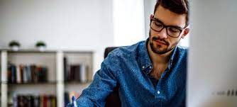 Many graduate programs offer accelerated options that allow learners to take a heavier course load and graduate more quickly. How Long Does A Master S Degree Take Coursera