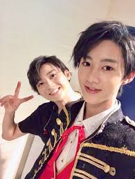 僕もやよー ガールズアワードがひとつの夢です 9 16めっちゃ楽しみな舜太です 誰もが知ってる超特急のユーキくん ユーキくんのダンスが大好きなので 家でblu ray見てダンスの勉強したりしてます そんなユーキくんをやっぱりかっこいいなぁ と思ったことがありま