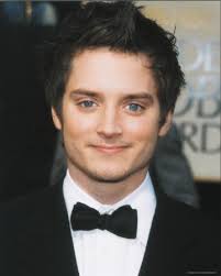 Elijah Jordan Wood Born In Cedar Rapids Iowa January 28 1981 Is An American Actor He Made His Film Debut With A Minor Part In Back T Celebridades Espanhol