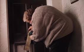 A special quill exists, which writes down the name of every magical child in britain at the time of their birth. Harry Potter World On Twitter 27 July 1991 12 Hogwarts Letters Arrive At 4 Privet Drive Vernon Boards Up Every Crack Around Every Door And Window Https T Co 9mozijf0i9