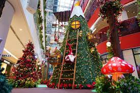 هاري کريسمس) atau hari natal (tulisan jawi: 7 Pusat Beli Belah Yang Buat Deko Krismas Paling Win Free Malaysia Today Fmt