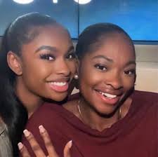 Coco Jones and her mother are twins 🤯