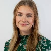 Helena Hoffmann's Instagram, Twitter & Facebook