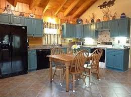 137 Harmons Beach Rd Standish Me 04084 Zillow Farmhouse Backsplash Slate Appliances Kitchen Beadboard Backsplash