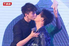 All my otp's the way meng rui looks at wang bowen :) uncontrolledlove by generismomo on deviantart. Chinese Webmovie 2016 Uncontrolled Love ä¸å¯æŠ—åŠ› Page 17 Mainland China Soompi Forums