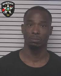 📣 𝐀𝐫𝐫𝐞𝐬𝐭 𝐌𝐚𝐝𝐞 𝐢𝐧 𝐁𝐫𝐞𝐰𝐞𝐫'𝐬 𝟐𝟎𝟏𝟏 𝐌𝐮𝐫𝐝𝐞𝐫 On  Monday, September 12, 2011, officers with the Statesville Police Department  responded to the Myrtle Place Apartments near downtown Statesville to  investigate a reported shooting.