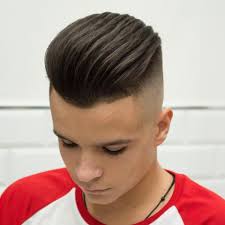 Il roll e il militare sono temi che sono stati adottati in modo rilassato attraverso la miscela di tessuti, stampe e colori vari, con. Acconciature Alla Scuola Per Ragazzi 27 Foto Acconciature Alla Moda Per Scolari 9 12 Anni 2020 Tagli Di Capelli Alla Moda Per Adolescenti