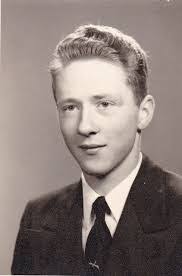 Frank Drumm's Instagram, Twitter & Facebook