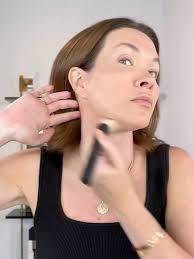 COLOR MATCHING YOUR FOUNDATION PROPERLY