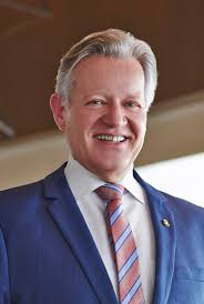 Das sortiment umfasst mehr als 30'000 produkte, darunter zahlreiche markenartikel zu unschlagbaren preisen. Kurt Otto Wehinger Has Been Appointed General Manager At Pan Pacific Singapore