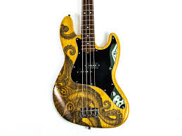 Mark hoppus was born in ridgecrest, california, on march 15, 1972, to kerry wernz and george tex hoppus (born 1947). Blink 182 S Mark Hoppus Auctions Bass For Lgbtq Charity Reverb News