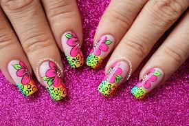 Ver más ideas sobre decoración de unas, animales de plástico, velas de manualidades. Decoracion De Unas Facil Flores Y Animal Print Neon Deko Unas