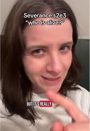 I knew she looked familiar #severance #merrittwever #whoisalive #pam  #theoffice #greenscreen