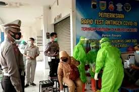 / kudus, pasar kliwon merupakan pasar terbesar di kota kudus. Masuk Terminal Induk Jati Kudus Penumpang Jalani Rapid Test Antigen