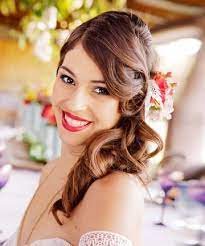 10 Jaw Dropping Hairstyles From A Mexican Wedding Mexican Hairstyles Bride Hairstyles Bride Makeup