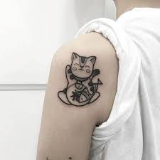 Trong những hình xăm mang lại may mắn cho chủ nhân. Hinh XÄƒm Meo Tháº§n Tai Va Daruma Ä'áº¹p Tattoo Daruma