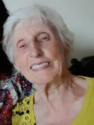 It was Joyce Bowes née Midmer birthday yesterday. When she was growing up  families enjoyed being together and they got they went