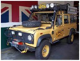 This vehicle was built to the same spec and colour as all the 97 event discovery vehicles, but sometime later landrover painted this vehicle into blue with a view to changing the colour of camel trophy vehicles, along with this. Pinterest