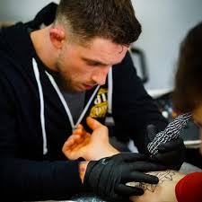 Nate Cummings's Instagram, Twitter & Facebook