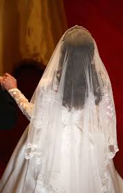 English designer sarah burton, creative director of the luxury fashion house alexander mcqueen, designed the bridal gown worn by catherine middleton at her wedding to prince william on 29 april 2011. Kate Middleton S Wedding Dress A Look Back At Her Iconic Alexander Mcqueen Bridal Gown Mirror Online