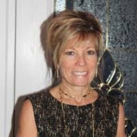 Diana Beyer's Instagram, Twitter & Facebook