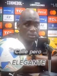 Calle pero elegante 😎🤵🏿‍♂️#entrenadorfutbol #barcelonasc  #AlejandroCastillo #fyppp #elegante @Barcelona SC