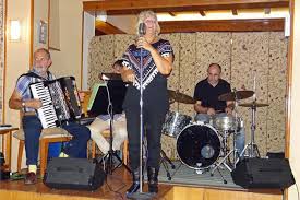 Surprise guest at barn dance « Euro Weekly News