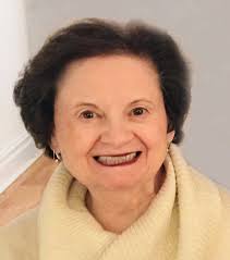 Lorraine Dilorenzo's Instagram, Twitter & Facebook