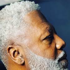 Cuttting hair spinnin chairs barber suite