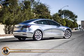 Tesla Model 3 Satin Chrome Incognito Wraps In 2020 Tesla Model Tesla Tesla Roadster