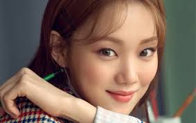 Последние твиты от lee sung kyung (@heybibleecom). Lee Sung Kyung Exudes Spring Goddess Look In High Cut Magazine Photos