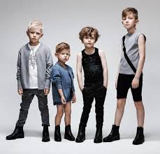 haarschnitte und kinderfrisuren fur kleine jungs fur sommer coiffure enfant coiffure enfant garcon cheveux d enfant