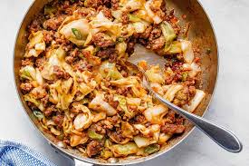 Stir water, sugar, onions, garlic, red pepper flakes, seasoned salt, and caraway seeds into drippings. Fried Cabbage Recipe With Sausage Fried Cabbage Recipe Eatwell101