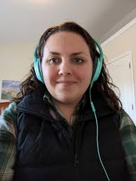 Laura Lindeman's Instagram, Twitter & Facebook