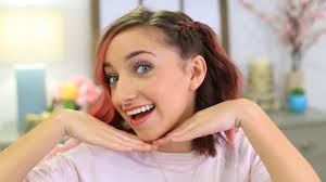 You definitely showed one of these photos to your hair person at one point. Side Pull Back Cute Girls Hairstyles