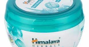 The fragrance of himalaya herbals nourishing skin cream is a very light one and so feels very soothing too. Himalaya Nourishing Skin Cream 250 Ml
