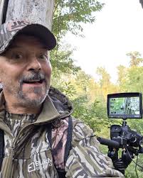 ANOTHER GIANT ALERT!!! Jared Lenz has been with us longer than I can even  remember. One thing Jared knows how to do is, kill big Whitetail. He  doesn't disappoint again this year