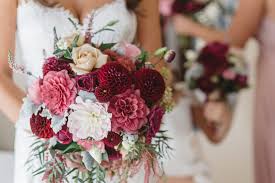 Looking for spring wedding #inspo? The Flower Guide Choosing Fabulous Florals For Your Wedding Day Ivory Tribe