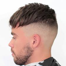 Les 3 coiffures pour homme qui feront 2016. Coupe Cheveux Court Homme Les Meilleurs Idees Et Astuces En Photos Archzine Fr