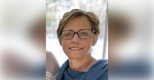 Kimberly Hoff's Instagram, Twitter & Facebook