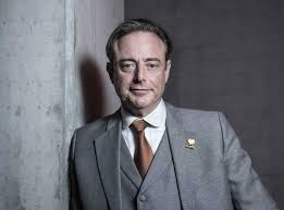 Il est élu député fédéral avec. Bart De Wever On The Failed Emergency Government The Final Reckoning In 2024 Threatens To Be Devastating Nieuw Vlaamse Alliantie N Va